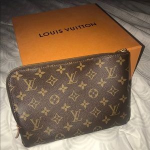 louis vuitton etui voyage pm